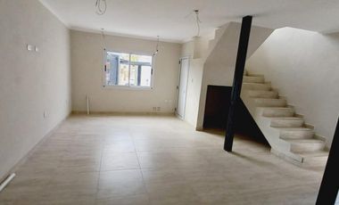 EN VENTA- DUPLEX ZONA DIAZ VELEZ