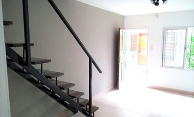 DEPARTAMENTO DUPLEX 2 AMBIENTES EN SAN MIGUEL.