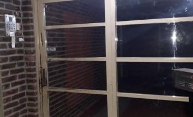 VENTA DEPARTAMENTO EN BARRIO COCA COLA 3 AMBIENTES, AV DR R SANTAMARINA 1000 -MONTE GRANDE-