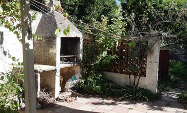VENTA: CASA DE 2 DORMITORIOS EN SANTA ROSA, BARRIO NUESTRA SEÃORA DE LUJAN
