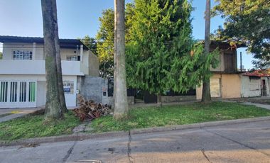 VENDO 2 CASAS EN LOTE DE 1.500 m2 CALLE MARCOS SASTRE