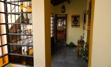 HERMOSA CASA EN VENTA 3 DORMITORIOS, RIOBAMBA 900 -TEMPERLEY-