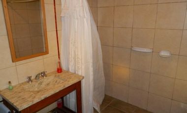 HERMOSA CASA EN VENTA 3 DORMITORIOS, RIOBAMBA 900 -TEMPERLEY-