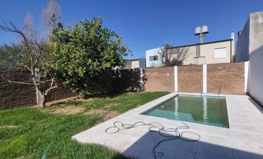SE VENDE CASA ZONA AMANECERES DEL SEMINARIO A ESTRENAR