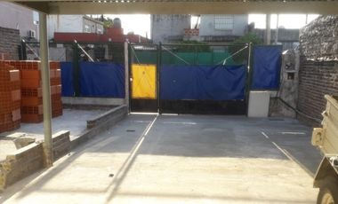 CASA DE 3 AMBIENTES EN VENTA EN  LANÃS