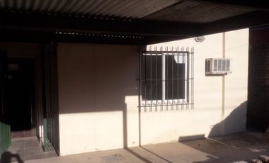 CASA DE 3 AMBIENTES EN VENTA EN  LANÃS