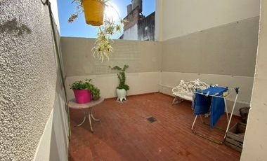 SE VENDE DEPARTAMENTO DE 3 DORMITORIOS CON COCHERA ZONA CENTRO