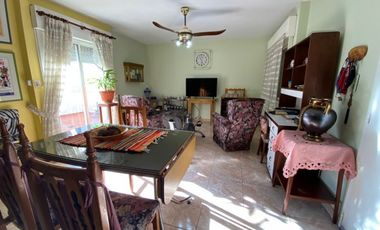 SE VENDE DEPARTAMENTO DE 3 DORMITORIOS CON COCHERA ZONA CENTRO