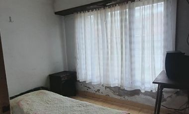 VENTA CHALET PARQUE LURO!  OCHO AMBIENTES MAS COCHERA-- 