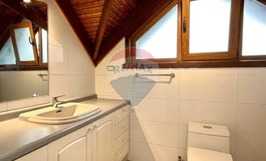 REMODELADA - A PASOS DE PLAZA BUHLER