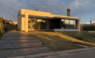 ARENAS DEL SUR  LOTE: 287