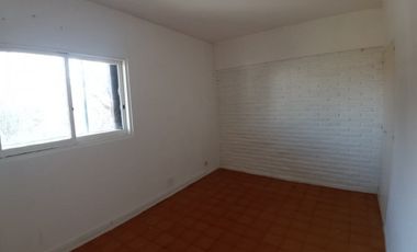 VENTA DUPLEX  3 AMBIENTES C/ 2 COCHERAS