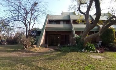 VENTA DUPLEX  3 AMBIENTES C/ 2 COCHERAS