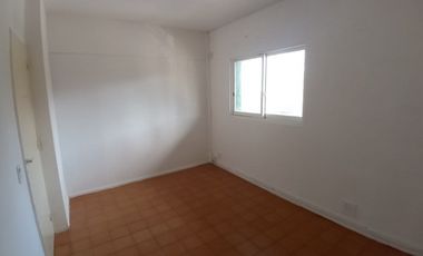 VENTA DUPLEX  3 AMBIENTES C/ 2 COCHERAS