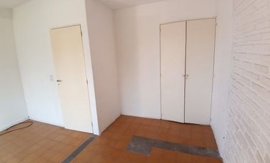 VENTA DUPLEX  3 AMBIENTES C/ 2 COCHERAS