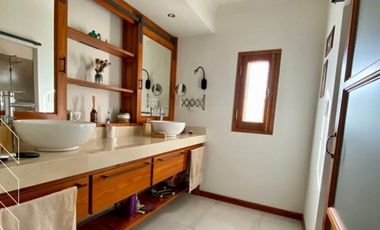 Importante casa Zona Golf