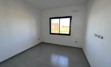 Casa en Venta en San Sebastian Tres Dormitorios CON Vista AL Jardin!!!