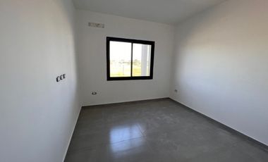 Casa en Venta en San Sebastian Tres Dormitorios CON Vista AL Jardin!!!