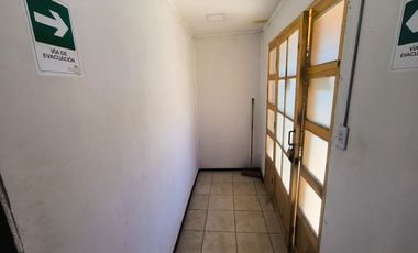 Propiedad comercial remodelada en esquina - Paine