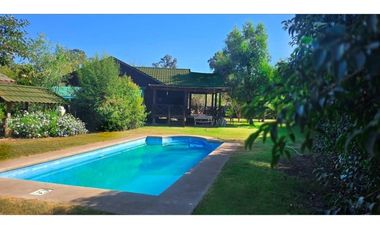 ACOGEDORA CASA EN MADERA,  Malloco,  Peñaflor