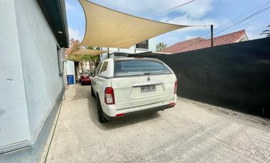 Arriendo en Ñuñoa, casa esquina