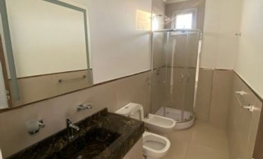 SE VENDE DEPARTAMENTO. Calle Belgrano 251. Entre Chaco y Pago Largo. Pleno Barrio