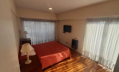 VENTA:  EXCELENTE DEPARTAMENTO -4 AMBIENTES-  CORDOBA 1600.