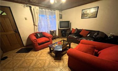 Casa en pasaje Tanqui, comuna  de San Joaquín