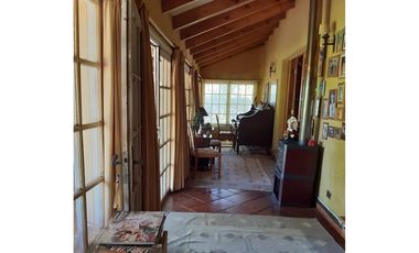 HERMOSA CASA EN FUNDO!!!!