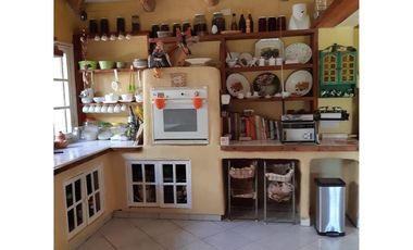 HERMOSA CASA EN FUNDO!!!!