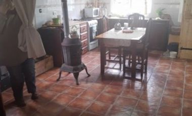CASA SOBRE IMPORTANTE LOTE - PONTEVEDRA