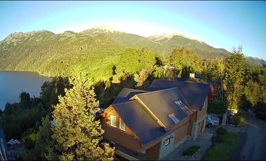 CASA EN VILLA LA ANGOSTURA