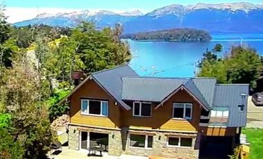 CASA EN VILLA LA ANGOSTURA