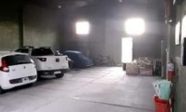 SE VENDE CASA CON GALPON ZONA PARQUE GAZZANO