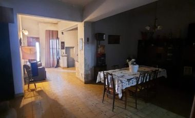 VENTA - CASA 3/4 HABITACIONES - ZONA 5 ESQUINAS