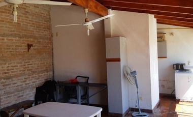 EN VENTA- CASA DE 3 DORMITORIOS EN SAN BENITO