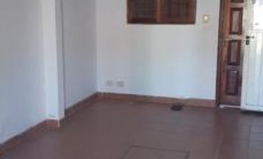 EN VENTA- CASA DE 3 DORMITORIOS EN SAN BENITO