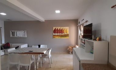 VENTA - CASA 3 HABITACIONES - BARRIO LOS CEDROS