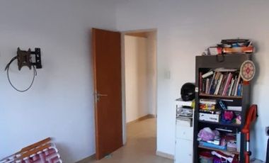 VENTA - CASA 3 HABITACIONES - BARRIO LOS CEDROS