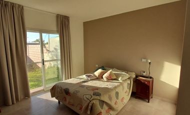 VENTA - CASA 3 HABITACIONES - BARRIO LOS CEDROS