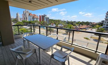 Excelente departamento de 4 ambientes zona Centro/Playa