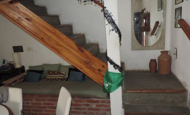 Duplex 3 Amb. frente a plaza Malvinas argentinas