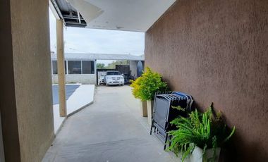 VENDO CASA 3 DORMITORIOS, GARAJE, PISCINA Y QUINCHO