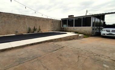 VENDO CASA 3 DORMITORIOS, GARAJE, PISCINA Y QUINCHO