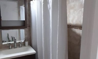 VENTA - CASA EN DOS PLANTAS 3 HABITACIONES - ZONA DON BOSCO Y GOBERNADOR CRESPO