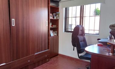 VENTA - CASA 2 HABITACIONES - ZONA GARRIGO Y PROVINCIAS UNIDAS