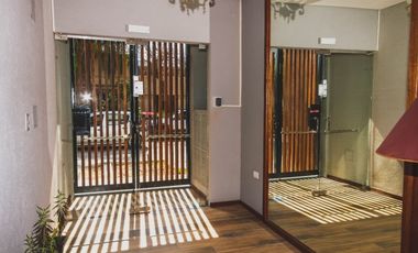 DEPARTAMENTO 1 DORMITORIO POR ESCALERA, ZONA SUR