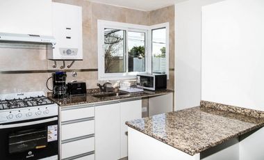 DEPARTAMENTO 1 DORMITORIO POR ESCALERA, ZONA SUR