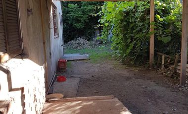 Casa en venta - 2 Dormitorios 1 Baño - 248Mts2 - Mar del Plata