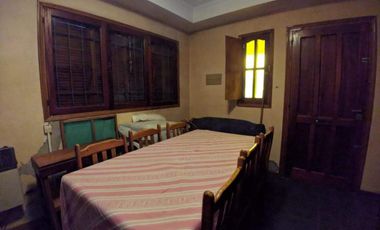 Casa en venta - 2 Dormitorios 1 Baño - 248Mts2 - Mar del Plata